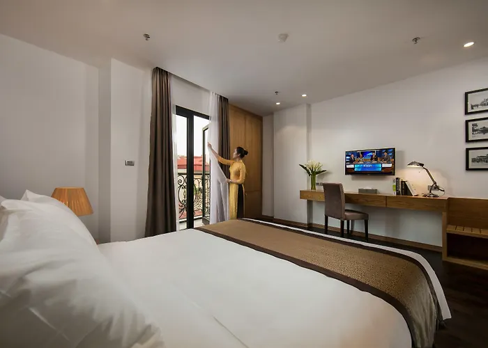 Hanoi Paon Hotel Spa & Sky Bar