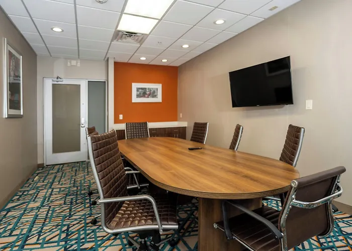 Fairfield Inn & Suites By Marriott Huntsville