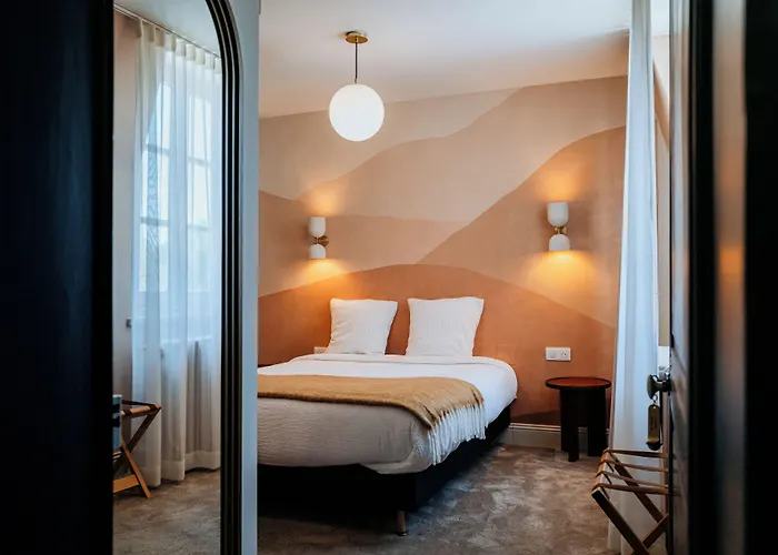 Logis - Hostellerie Saint-Louis&Restaurant Pauze