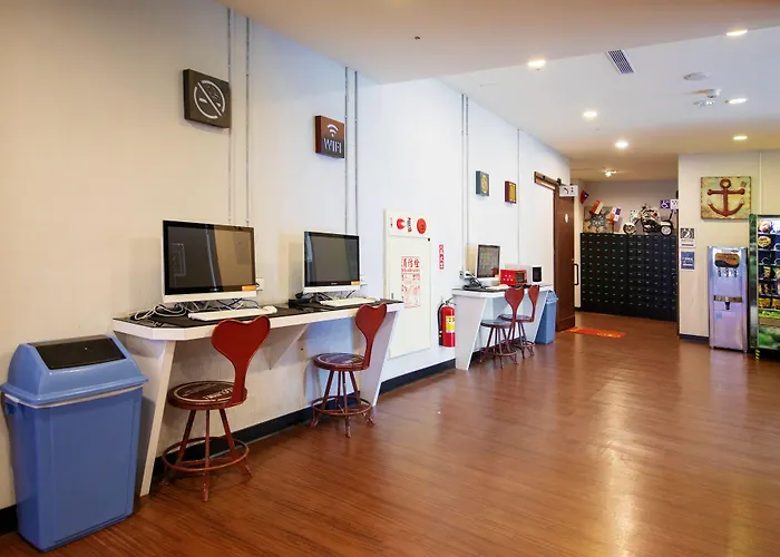Skyone Hotel