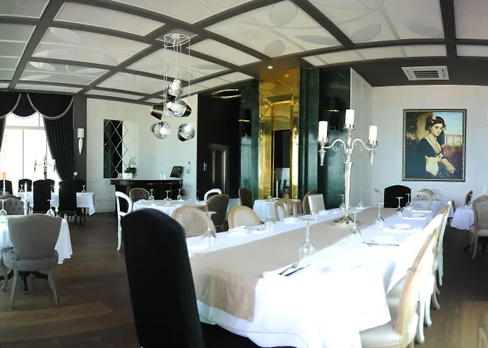 Venn Boutique Hotel