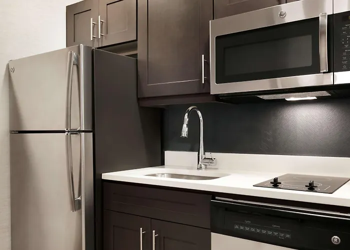 Homewood Suites By Hilton Arlington Rosslyn Key Bridge