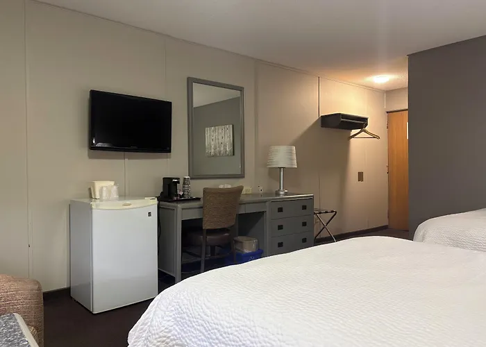 Companion Hotel Motel