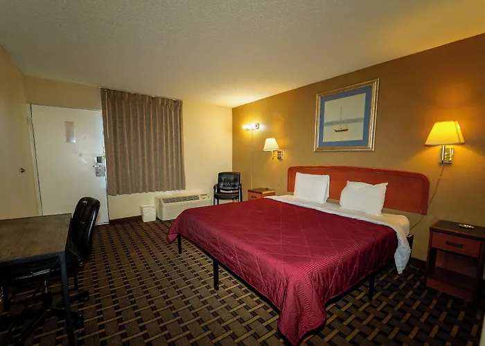 Red Carpet Inn And Suites