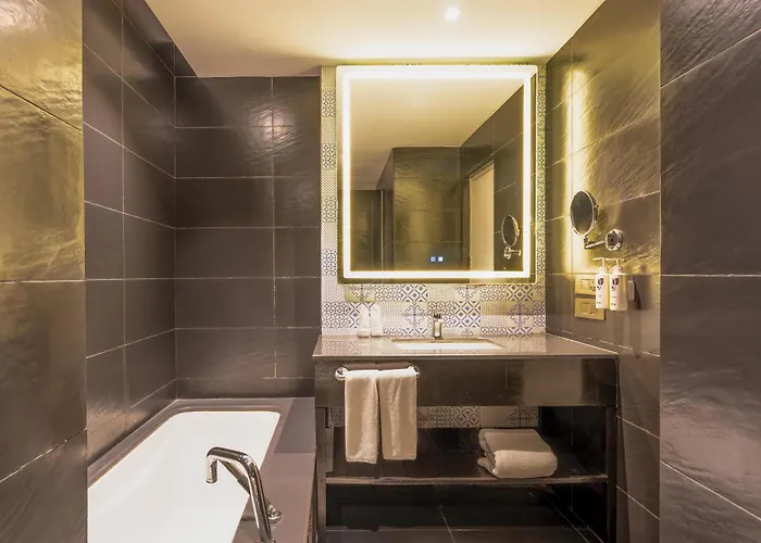 Country Inn & Suites By Radisson Jammu