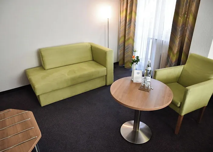 Martins Klause Airport Messe Hotel - Air Conditioning - Self Check-In Available