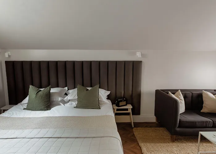 Hideout Hotel