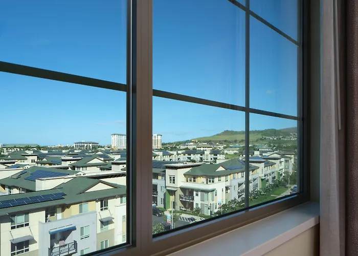 Embassy Suites By Hilton Oahu Kapolei - Free Breakfast