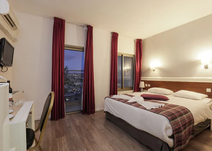 Tabar Hotel