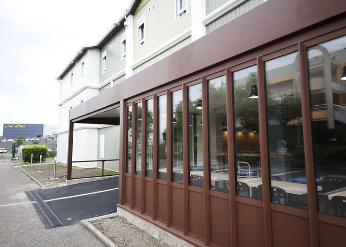 Brit Hotel Essentiel Arverne - Clermont-Ferrand Sud