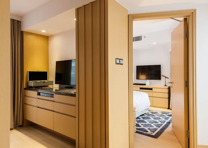 Caravel Hotel