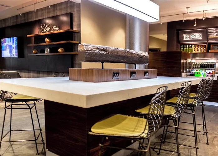 Courtyard By Marriott Somerset