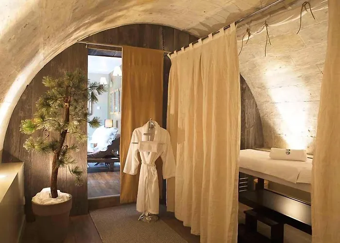 La Marine De Loire Hotel & Spa