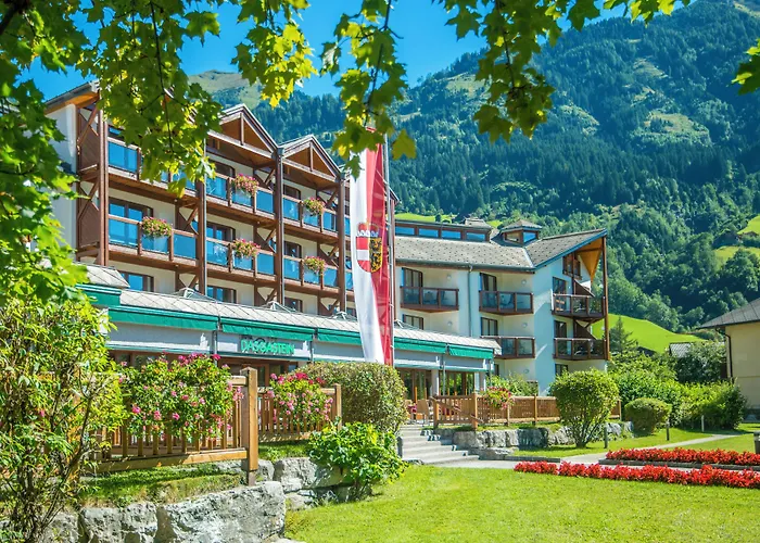 Hotel Das Gastein: Alpine Thermal Spa & Summer Mountain Access