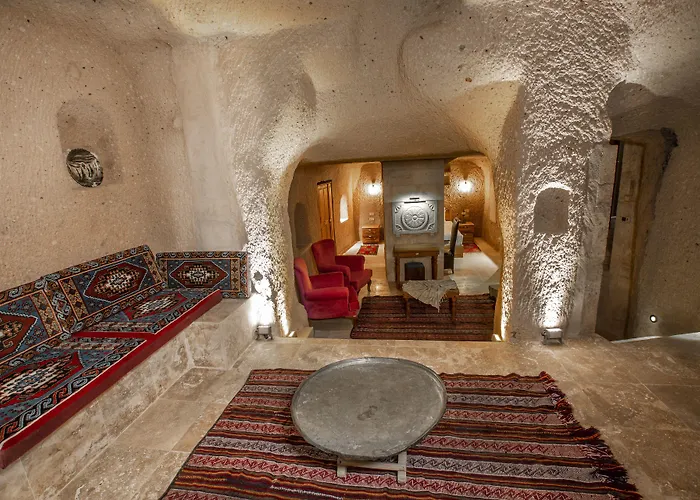 Caldera Cave Hotel