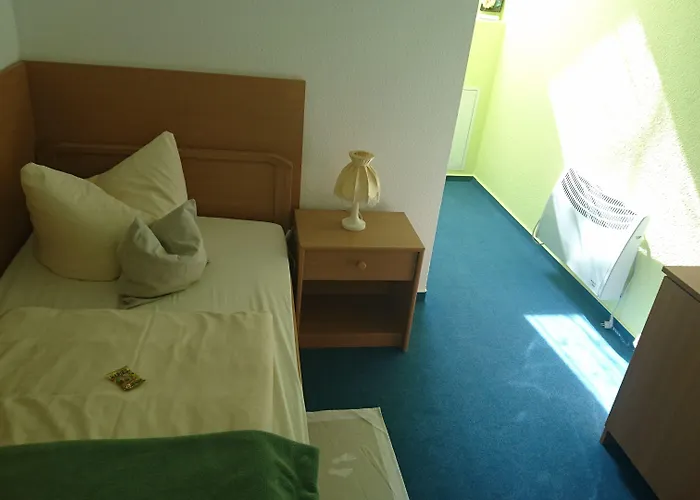 Hotel-Pension Am Muehlberg