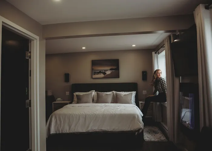Riverside Suites