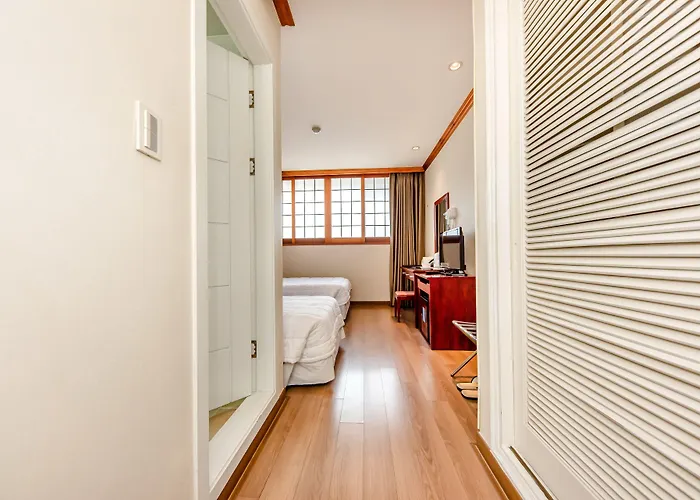 Samhaein Hotel