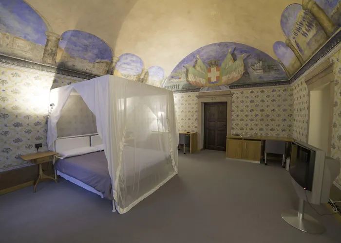 Hotel Cavour Et Des Officiers