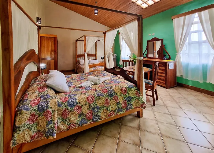 Hotel Claro De Luna