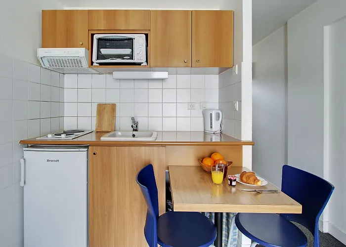 Les Lilas Serviced Apartments