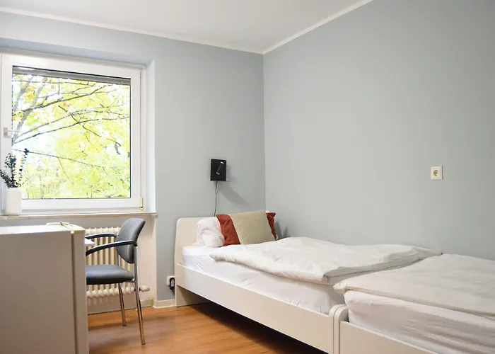 1, 2, Sleep Hostel Nuernberg Messe