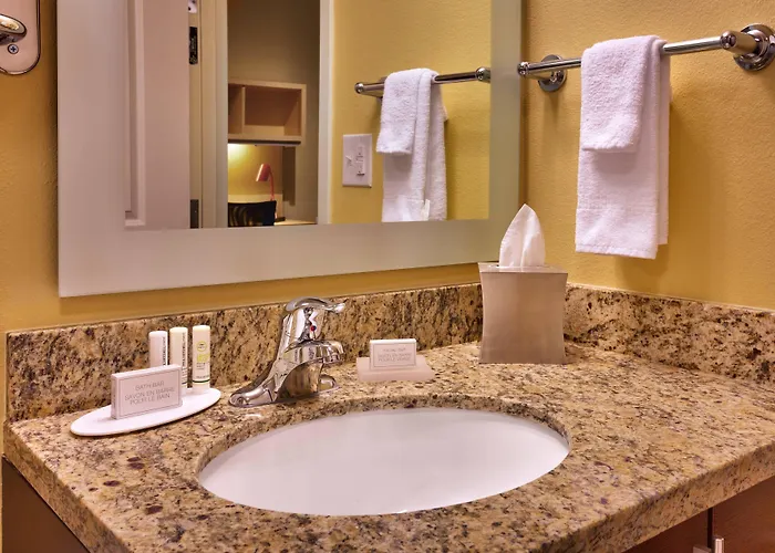 Towneplace Suites By Marriott Dickinson