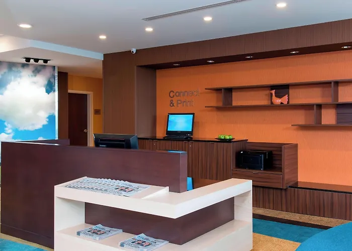Fairfield Inn & Suites By Marriott Jackson Clinton