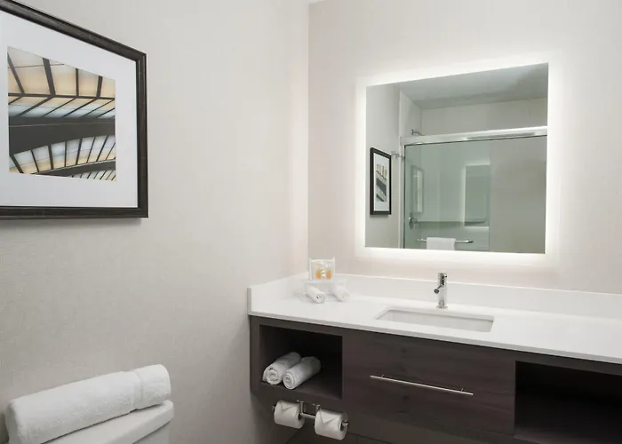 Holiday Inn Cleveland Clinic By Ihg
