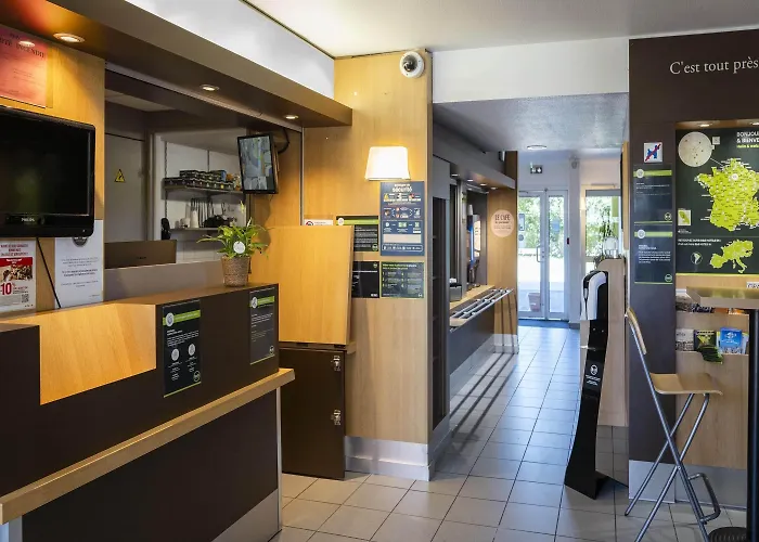 B&B Hotel Avignon 1