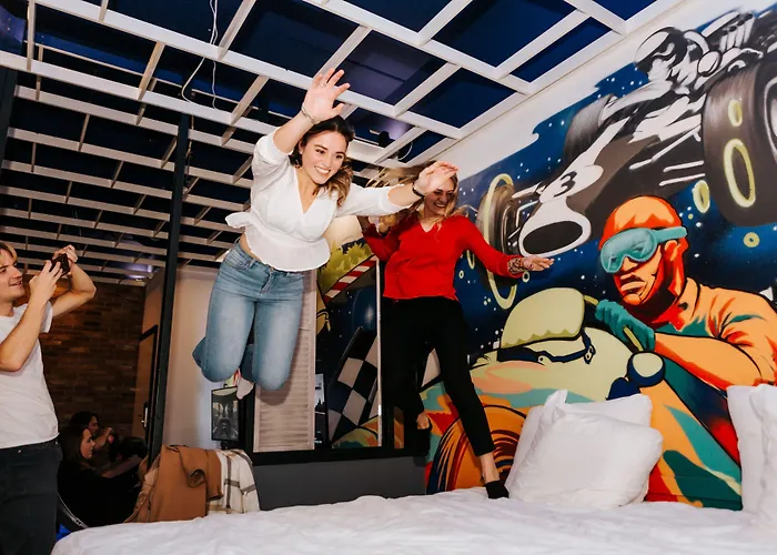 Amsterdam Teleport Hotel - Free Parking