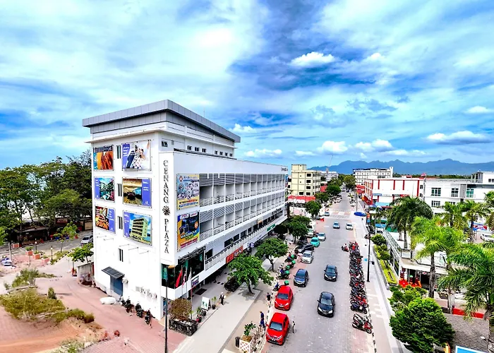 Cenang Plaza Beach Hotel