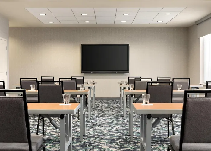 Home2 Suites By Hilton Farmington/Bloomfield