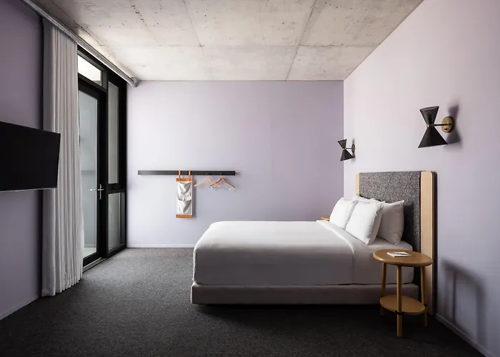 Alex Hotel