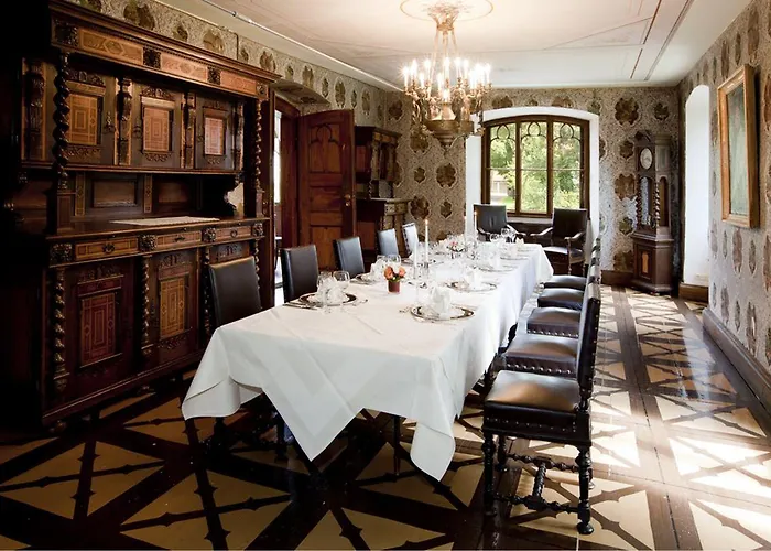 Schloss Zu Hopferau