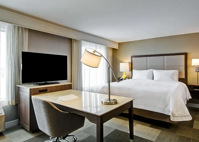 Hampton Inn & Suites By Hilton Saskatoon Airport