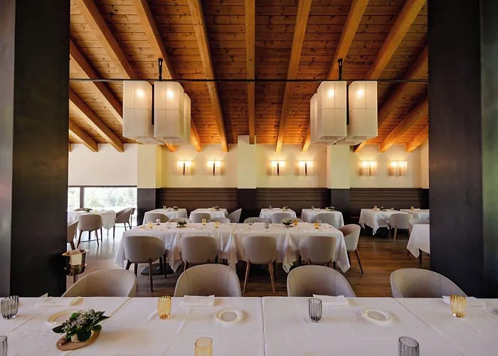 Grand Hotel Courmayeur Mont Blanc, By R Collection Hotels