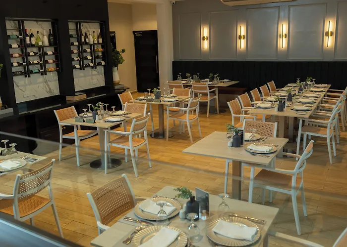 Aranjuez Hotel & Suites