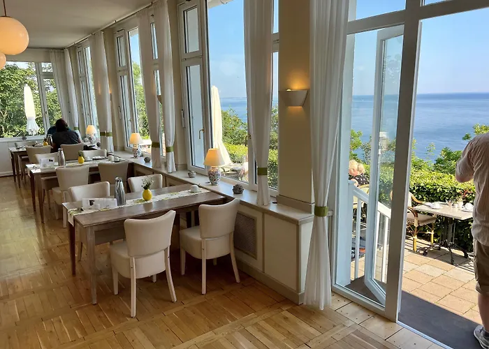 Panorama Hotel Lohme