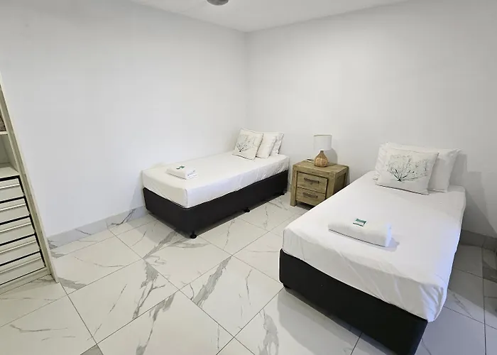 Clubb Coolum Beach Resort Sunshine Coast