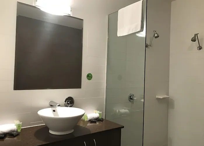Mornington Hotel