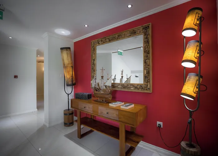 Crown Beach Hotel Seychelles