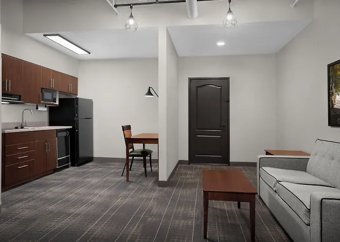 The Suites Hotel At Waterfront Plaza