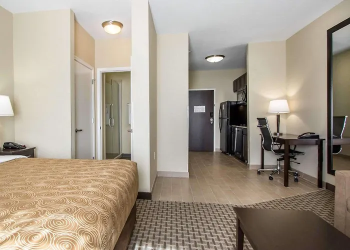 Mainstay Suites Meridian - Bonita Lakes