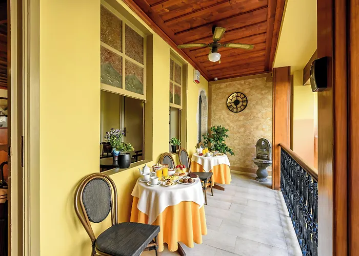 Belmondo Hotel Chania 