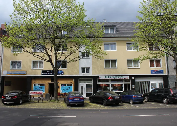 Lipp Apartments