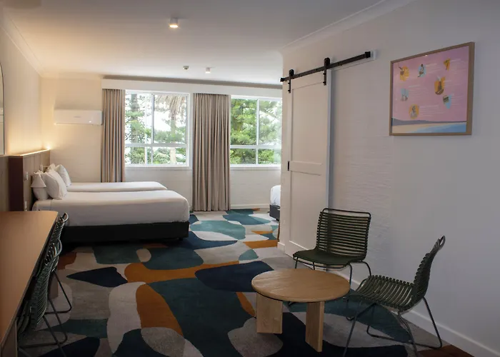 Seabreeze Beach Hotel