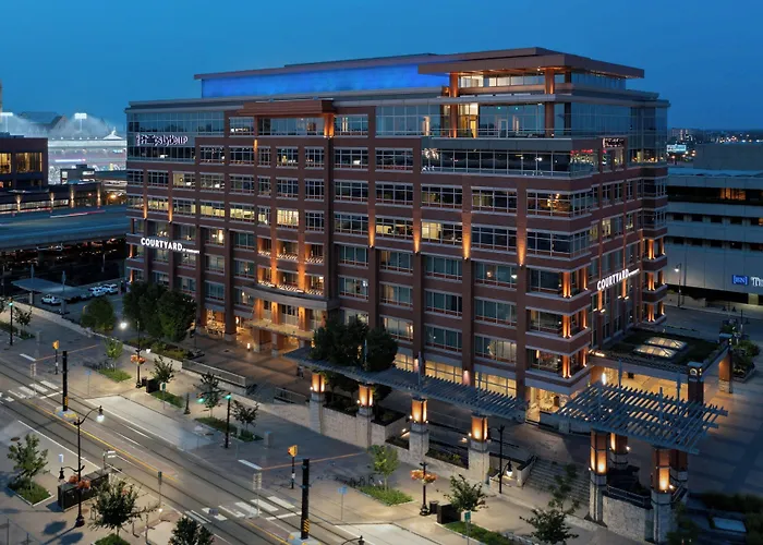 Courtyard By Marriott Buffalo Downtown/Canalside