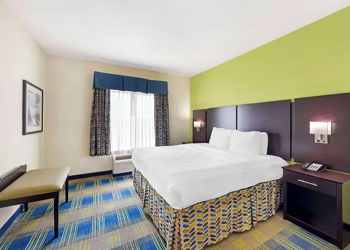 Best Western Plus Pratt