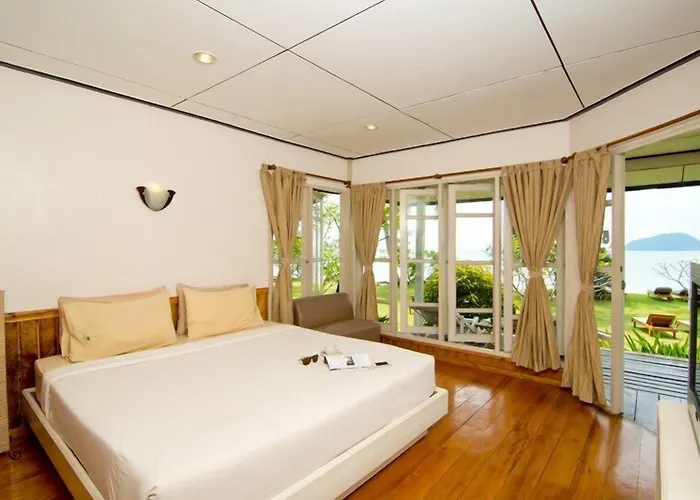 Makathanee Resort